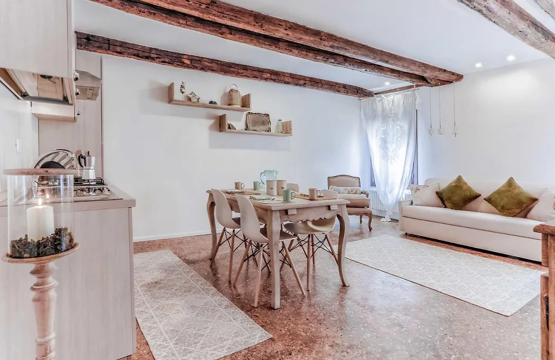 Venice Dream House-1