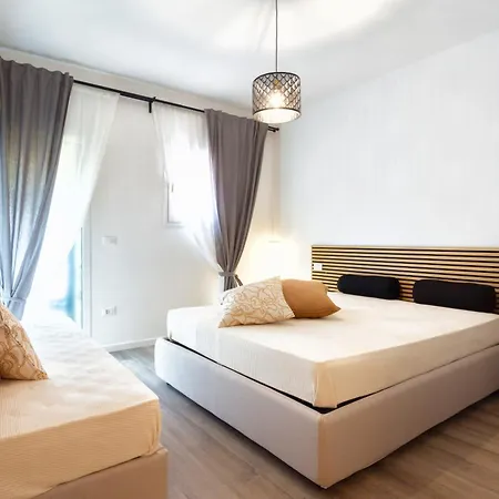 Venice Dream House-3